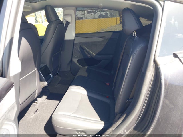 2026 Tesla Model Y Premium Rear-wheel Drive/rear-wheel Drive მანქანა იყიდება აუქციონზე, vin: 7SAYGDED7TF525762, აუქციონის ნომერი: 46148064