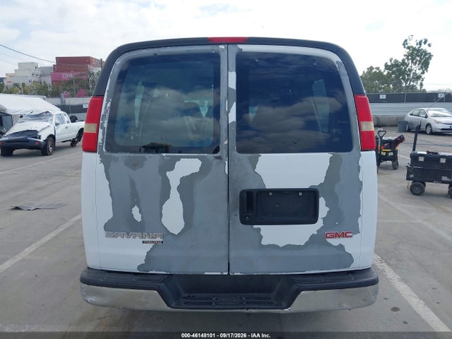 46148101 :رقم المزاد ، 1GJHG35U161267770 vin ، 2006 Gmc Savana Ls مزاد بيع