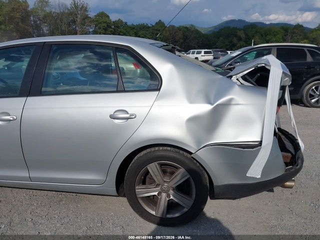 Aukcja sprzedaży 2010 Volkswagen Jetta S, vin: 3VWJZ7AJ7AM002799, numer aukcji: 46148165