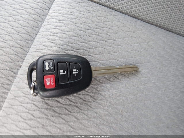 Продаж на аукціоні авто 2016 Toyota Corolla Le, vin: 2T1BURHE7GC684322, номер лоту: 46148271