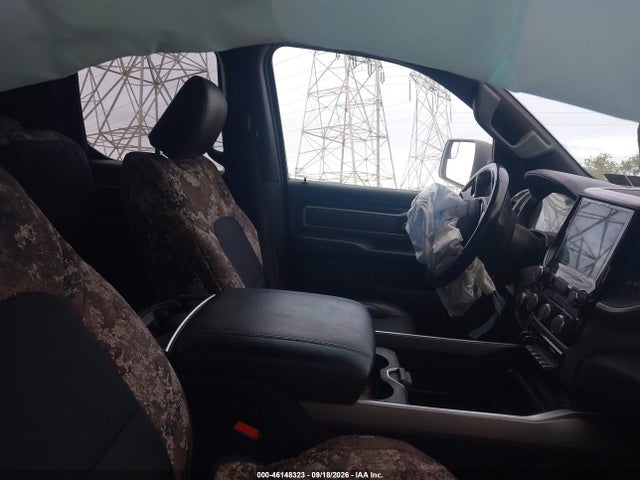 Продажа на аукционе авто 2022 Ram 1500 Big Horn  4x4 6'4 Box, vin: 1C6SRFBT0NN236349, номер лота: 46148323