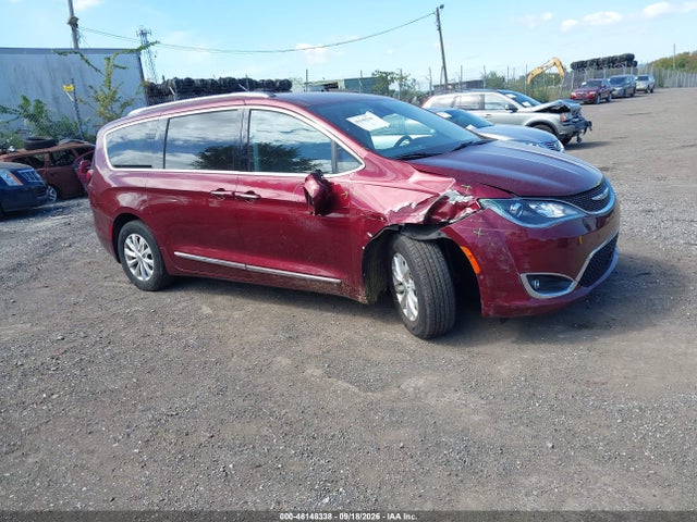 Продаж на аукціоні авто 2018 Chrysler Pacifica Touring L, vin: 2C4RC1BG6JR127356, номер лоту: 46148338