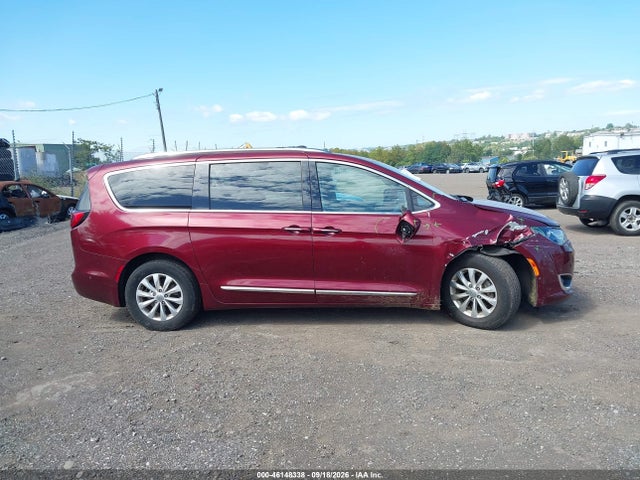 Продаж на аукціоні авто 2018 Chrysler Pacifica Touring L, vin: 2C4RC1BG6JR127356, номер лоту: 46148338