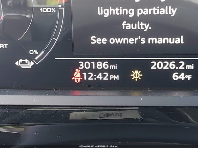 Aukcja sprzedaży 2022 Audi E-tron Premium Plus Quattro, vin: WA1LAAGE4NB025832, numer aukcji: 46148383