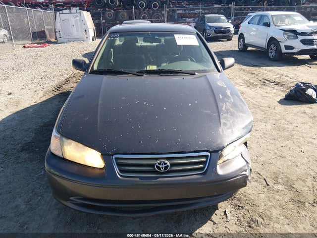 46148404 :رقم المزاد ، 4T1BF22K6YU942071 vin ، 2000 Toyota Camry Le V6 مزاد بيع