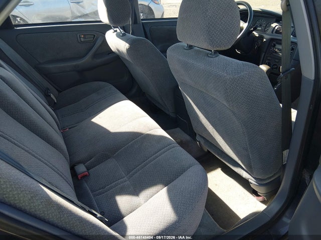 46148404 :رقم المزاد ، 4T1BF22K6YU942071 vin ، 2000 Toyota Camry Le V6 مزاد بيع