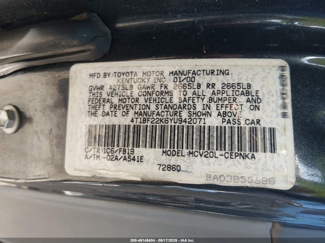46148404 :رقم المزاد ، 4T1BF22K6YU942071 vin ، 2000 Toyota Camry Le V6 مزاد بيع