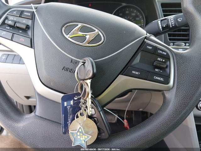Hyundai ELANTRA SE 2018 5NPD74LF2JH298382 Image 11