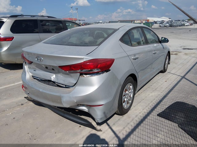 Hyundai ELANTRA SE 2018 5NPD74LF2JH298382 Image 4