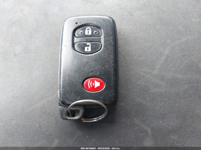 Продажа на аукционе авто 2012 Toyota Prius V Three, vin: JTDZN3EU7C3154276, номер лота: 46148462