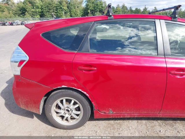 Продажа на аукционе авто 2012 Toyota Prius V Three, vin: JTDZN3EU7C3154276, номер лота: 46148462