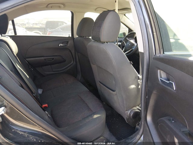 1G1JD5SH9J4116549 Chevrolet Sonic Lt Auto