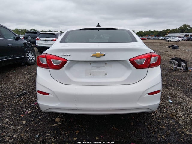 46148505 :رقم المزاد ، 1G1BC5SM2H7113893 vin ، 2017 Chevrolet Cruze Ls Auto مزاد بيع