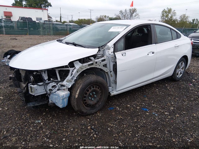 46148505 :رقم المزاد ، 1G1BC5SM2H7113893 vin ، 2017 Chevrolet Cruze Ls Auto مزاد بيع
