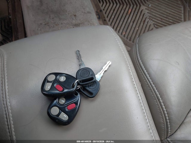 46148529 :رقم المزاد ، 1G4HR54K2YU303430 vin ، 2000 Buick Lesabre Limited مزاد بيع