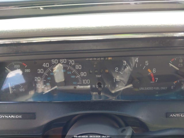 1998 Buick Lesabre Limited მანქანა იყიდება აუქციონზე, vin: 1G4HR52K5WH413235, აუქციონის ნომერი: 46148539