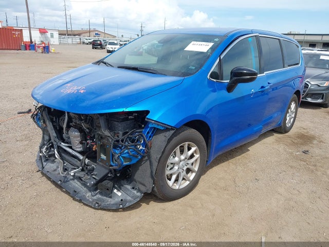 Chrysler Pacifica Select 2026 2C4RC1BGXTR200618 Image 2