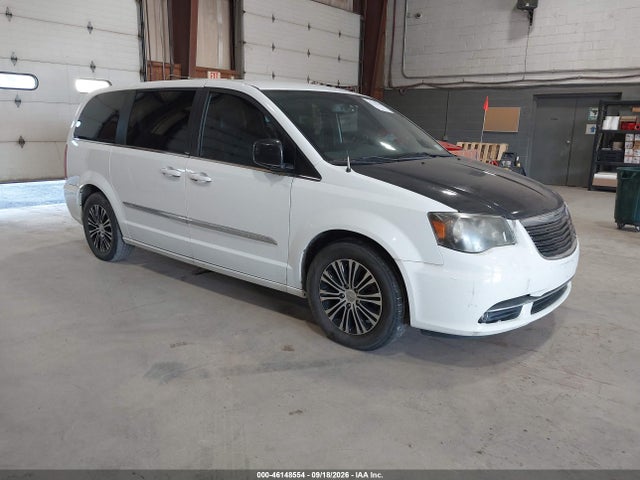 Aukcja sprzedaży 2014 Chrysler Town & Country S, vin: 2C4RC1HG1ER332550, numer aukcji: 46148554