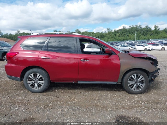 46148584 :رقم المزاد ، 5N1DR2MM7HC904627 vin ، 2017 Nissan Pathfinder Sv مزاد بيع
