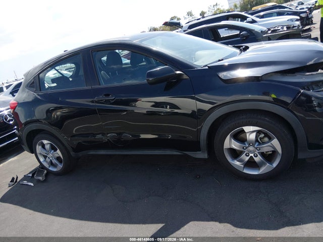 3CZRU5H30KG714677 Honda HR-V LX