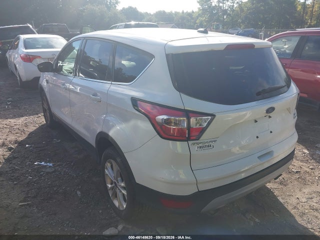 Продаж на аукціоні авто 2017 Ford Escape Se, vin: 1FMCU0GD3HUE39011, номер лоту: 46148620