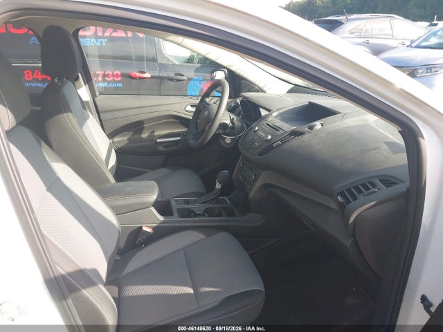 Продаж на аукціоні авто 2017 Ford Escape Se, vin: 1FMCU0GD3HUE39011, номер лоту: 46148620