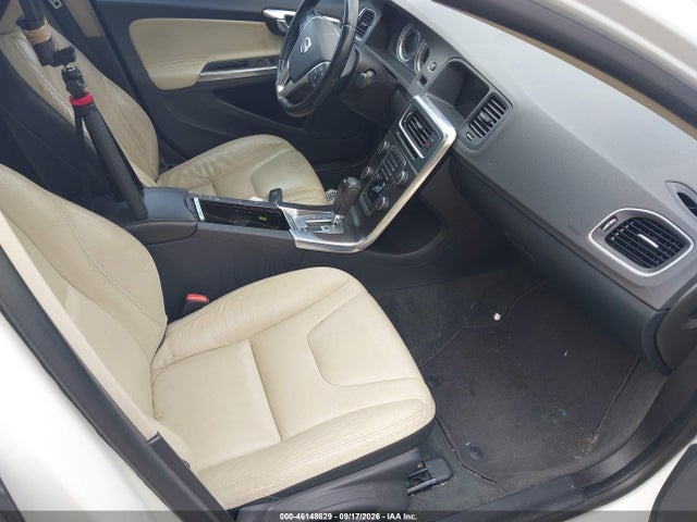 Продажа на аукционе авто 2012 Volvo S60 T5, vin: YV1622FS2C2132849, номер лота: 46148629