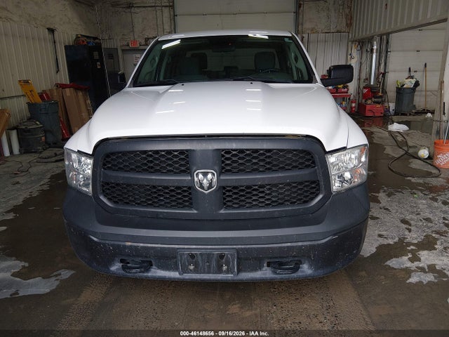 2018 Ram 1500 Tradesman  4x4 5'7 Box მანქანა იყიდება აუქციონზე, vin: 1C6RR7KG1JS300496, აუქციონის ნომერი: 46148656