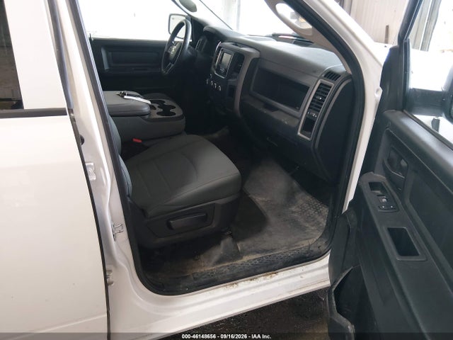 2018 Ram 1500 Tradesman  4x4 5'7 Box მანქანა იყიდება აუქციონზე, vin: 1C6RR7KG1JS300496, აუქციონის ნომერი: 46148656