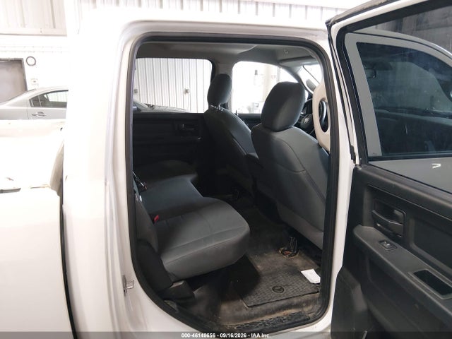 2018 Ram 1500 Tradesman  4x4 5'7 Box მანქანა იყიდება აუქციონზე, vin: 1C6RR7KG1JS300496, აუქციონის ნომერი: 46148656