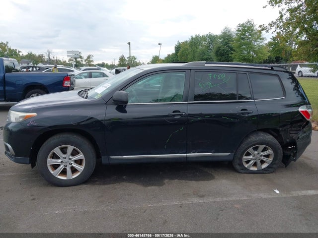 Продаж на аукціоні авто 2011 Toyota Highlander Base V6, vin: 5TDBK3EH6BS059458, номер лоту: 46148766
