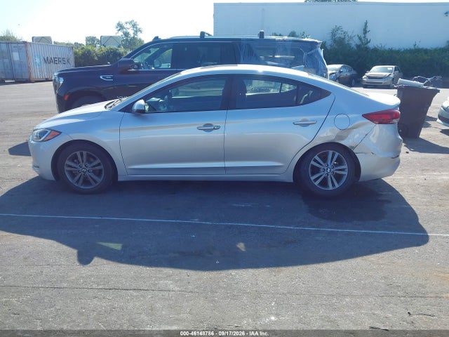 2017 Hyundai Elantra Value Edition მანქანა იყიდება აუქციონზე, vin: 5NPD84LFXHH183617, აუქციონის ნომერი: 46148786