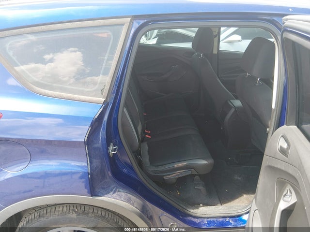 46148808 :رقم المزاد ، 1FMCU0F77GUB90285 vin ، 2016 Ford Escape S مزاد بيع