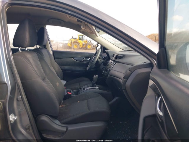 KNMAT2MV6HP565305 Nissan ROGUE S