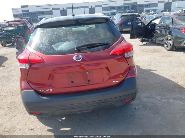 46148862 :رقم المزاد ، 3N1CP5CU8KL565626 vin ، 2019 Nissan Kicks Sv مزاد بيع