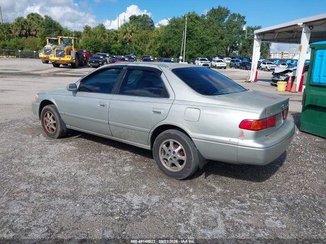 46148922 :رقم المزاد ، 4T1BG22K51U118405 vin ، 2001 Toyota Camry Ce مزاد بيع