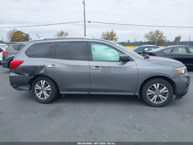 Продаж на аукціоні авто 2018 Nissan Pathfinder Sv, vin: 5N1DR2MNXJC626109, номер лоту: 46148946