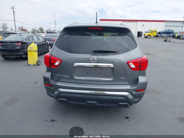 Продаж на аукціоні авто 2018 Nissan Pathfinder Sv, vin: 5N1DR2MNXJC626109, номер лоту: 46148946