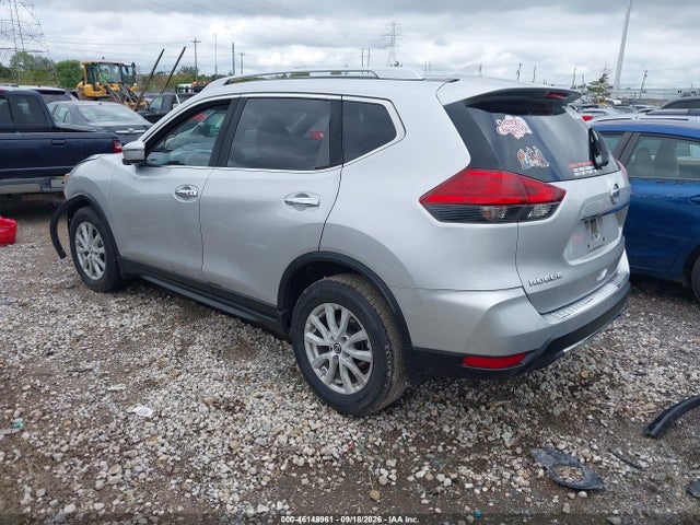 2017 Nissan Rogue Sv მანქანა იყიდება აუქციონზე, vin: JN8AT2MT7HW382701, აუქციონის ნომერი: 46148961