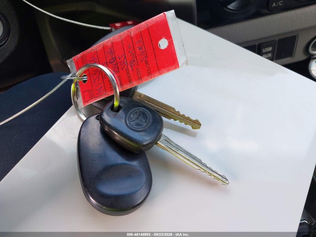 46148993 :رقم المزاد ، 3TMMU4FN9FM075365 vin ، 2015 Toyota Tacoma Base V6 مزاد بيع