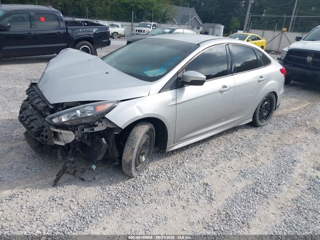 Продажа на аукционе авто 2015 Ford Focus Se, vin: 1FADP3F28FL218529, номер лота: 46149006