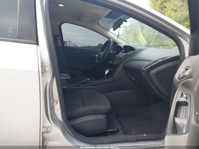 Продажа на аукционе авто 2015 Ford Focus Se, vin: 1FADP3F28FL218529, номер лота: 46149006