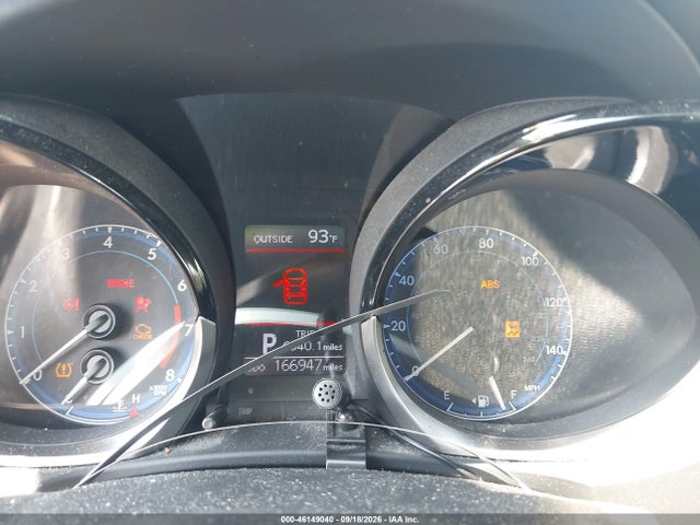 46149040 :رقم المزاد ، 2T1BURHE8FC302443 vin ، 2015 Toyota Corolla S Plus مزاد بيع