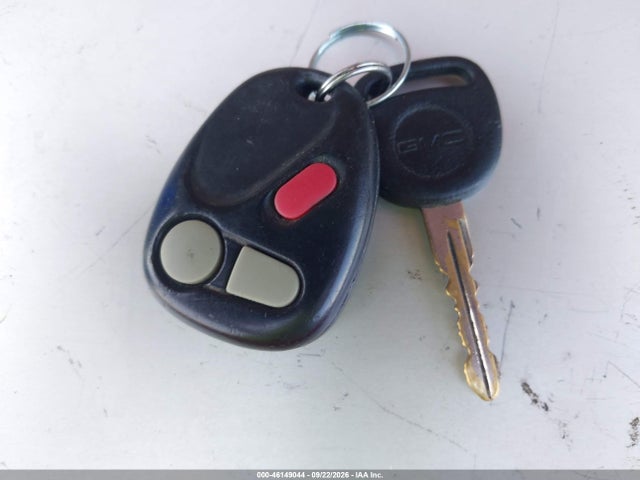 Aukcja sprzedaży 2002 Gmc Yukon Xl 1500 Denali, vin: 1GKFK66U52J261935, numer aukcji: 46149044