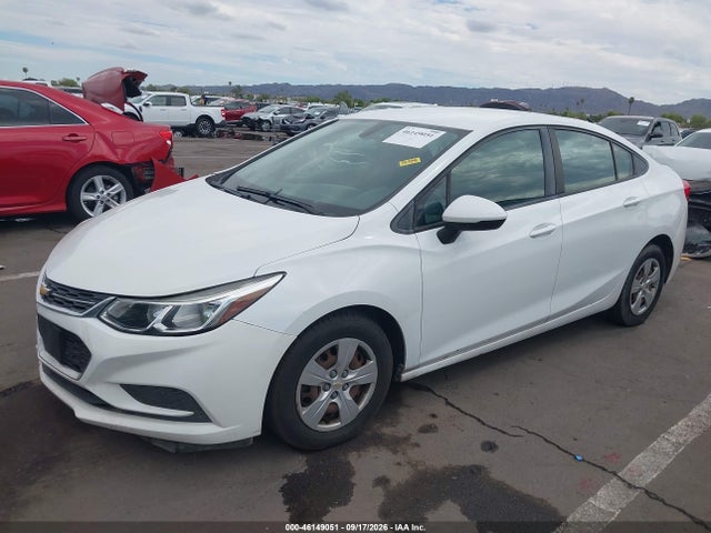 46149051 :رقم المزاد ، 1G1BC5SM4H7112258 vin ، 2017 Chevrolet Cruze Ls Auto مزاد بيع