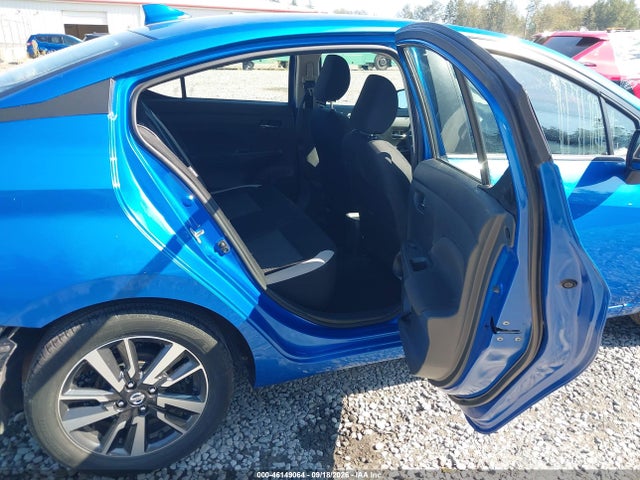 2021 Nissan Versa Sv მანქანა იყიდება აუქციონზე, vin: 3N1CN8EV3ML818397, აუქციონის ნომერი: 46149064
