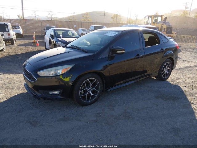 Ford FOCUS SE 2016 1FADP3F22GL362837 Image 2