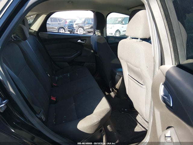 Ford FOCUS SE 2016 1FADP3F22GL362837 Image 8
