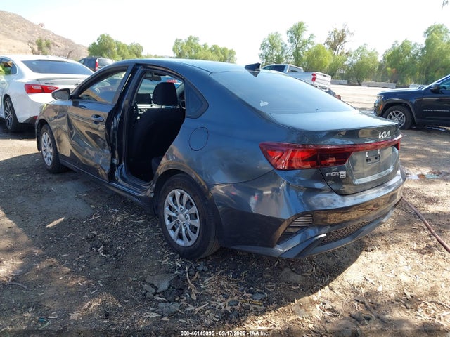 KIA FORTE FE 2022 3KPF24AD0NE426041 Image 3