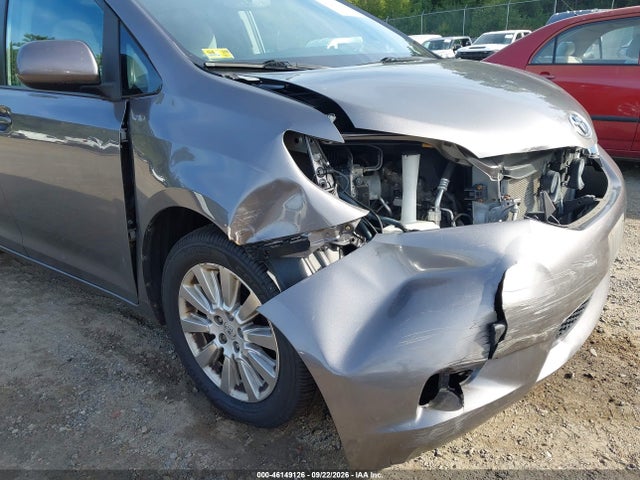 Продаж на аукціоні авто 2015 Toyota Sienna Le 7 Passenger, vin: 5TDJK3DC3FS111104, номер лоту: 46149126